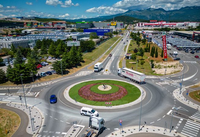 Industrijska zona Kukuljanovo danju